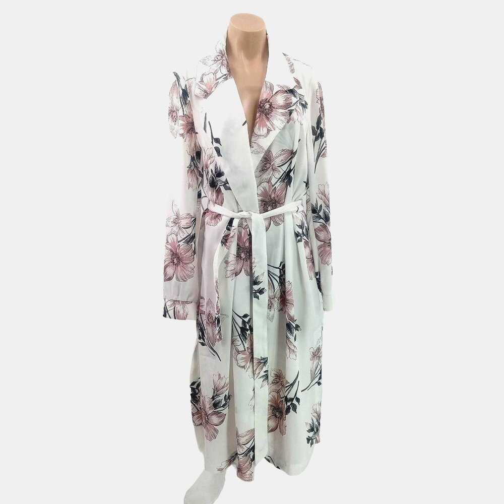 Black Tape Womens White Pink Floral Robe Size XL Extra Large Tie Belt Polyester
